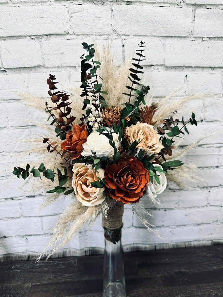 Elegant sola wooden flowers arrangement
