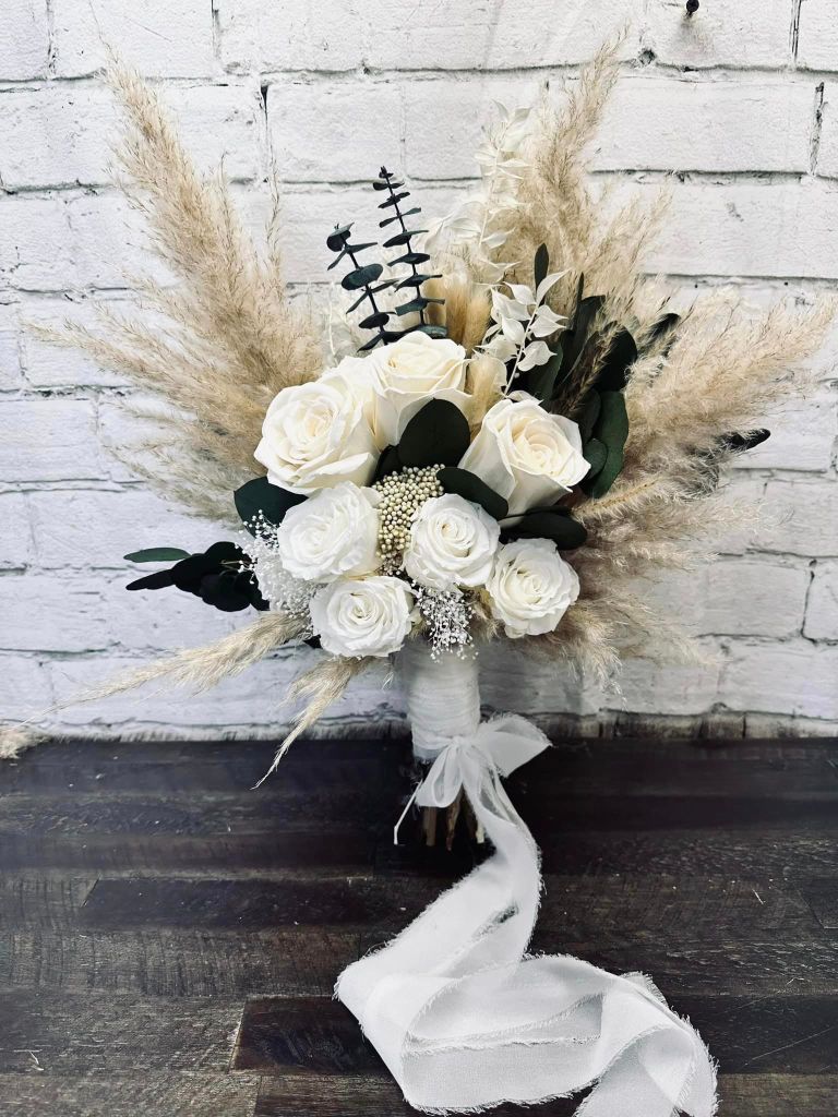 Elegant sola wooden flowers arrangement
