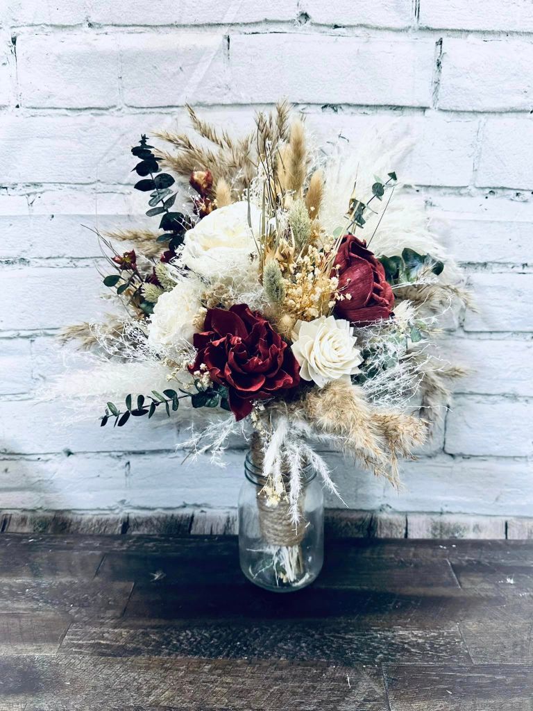 Sola wooden flowers arranged in an elegant and sustainable display